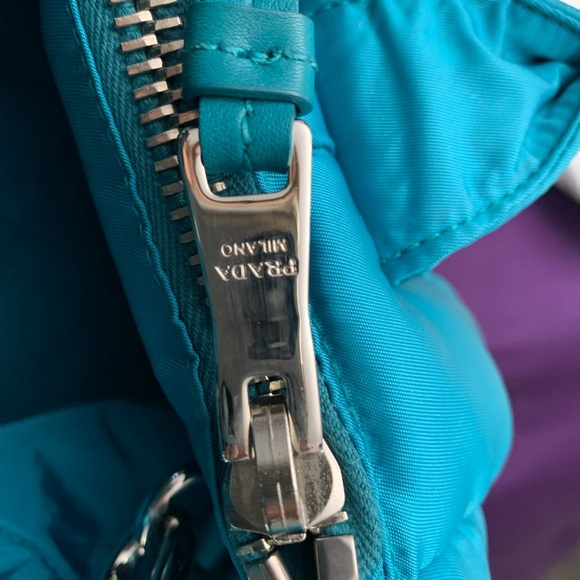 Authentic Prada Puffy Turquoise tote with crossbody strap - Picture 9 of 16